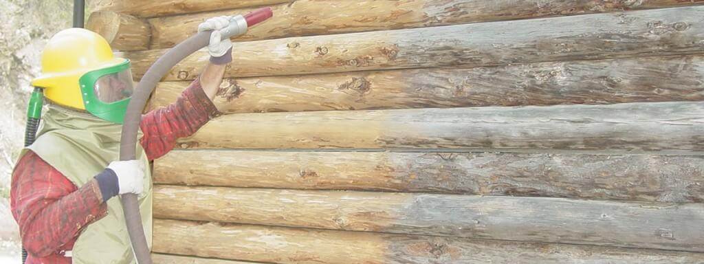 Pískování dřeva – účinná metoda čištění, renovace i restaurování